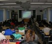 合同講義室は大勢の学生でいっぱい
