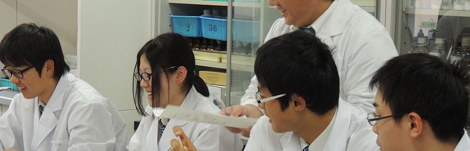 鶴岡工業高等専門学校（鶴岡高専）の化学実験